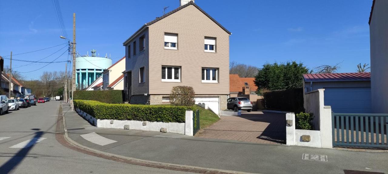Maison De Avec Terrasse Et Jardin, Holiday home *