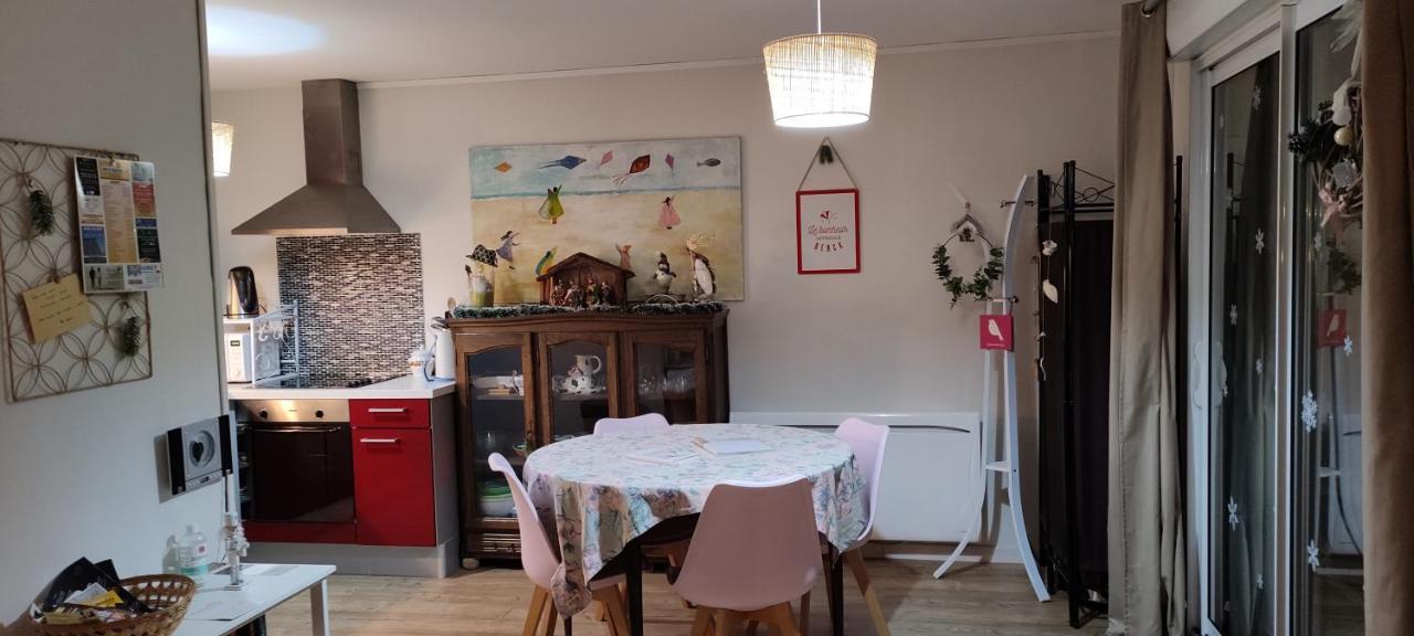 Maison De Avec Terrasse Et Jardin, Holiday home *